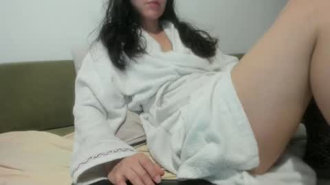 angel_lee__ online show from 6, 5, 2026