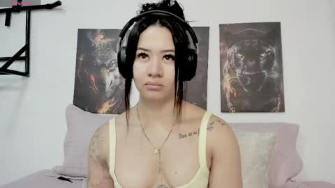 Snapshot of angel_martins chatting on 27, 4, 2026 Angel online show from 27, 4, 2026
