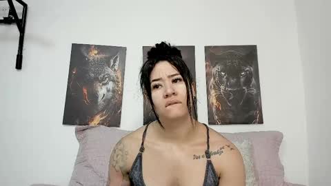 Snapshot of angel_martins chatting on 11, 5, 2026 Angel online show from 11, 5, 2026