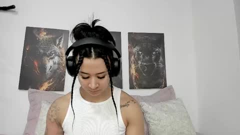 Snapshot of angel_martins chatting on 12, 5, 2026 Angel online show from 12, 5, 2026