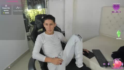 Angel Medina online show from 7, 3, 2025