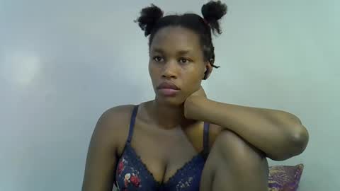 angel_mia5 online show from 27, 11, 2025