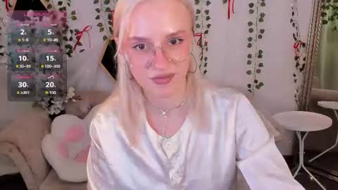 Snapshot of angel_tessa chatting on 17, 6, 2026 Angelica online show from 17, 6, 2026