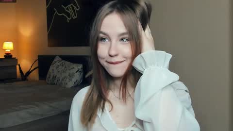 Snapshot of angel_to_burn chatting on 22, 5, 2026 SofiaSofi online show from 22, 5, 2026