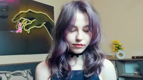 Snapshot of angel_to_burn chatting on 13, 6, 2026 SofiaSofi online show from 13, 6, 2026