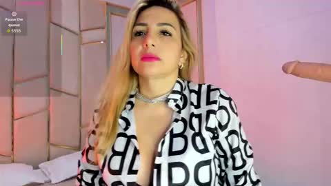 Snapshot of angel_vibes_ chatting on 12, 1, 2026 Angel online show from 12, 1, 2026