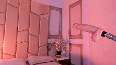 Snapshot of angel_vibes_ chatting on 2, 3, 2026 Angel online show from 2, 3, 2026