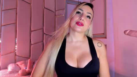 Snapshot of angel_vibes_ chatting on 28, 3, 2026 Angel online show from 28, 3, 2026