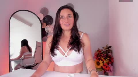 Ange online show from 5, 1, 2025