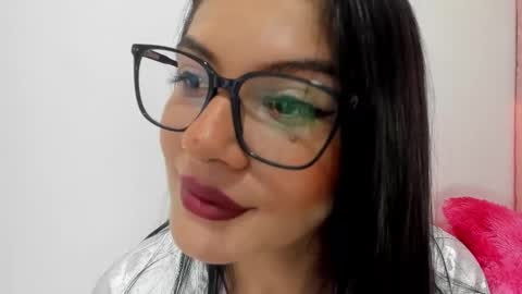 Angela online show from 11, 3, 2025