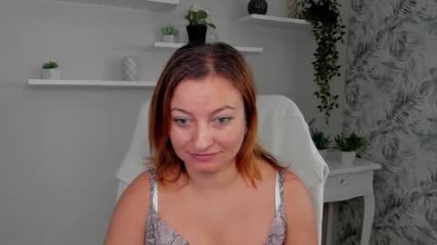 Angela online show from 9, 9, 2025