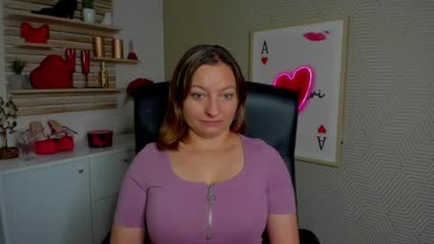Angela online show from 8, 7, 2026