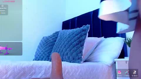 Angela online show from 14, 10, 2025