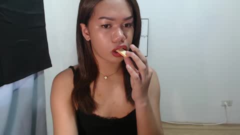 angela_star888 online show from 18, 5, 2026