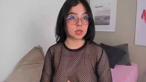 Snapshot of angelaa_smith chatting on 1, 10, 2025 Angela online show from 1, 10, 2025