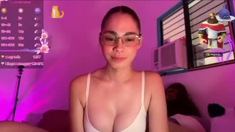 Snapshot of angelabigcock10 chatting on 13, 4, 2026 Jamie online show from 13, 4, 2026