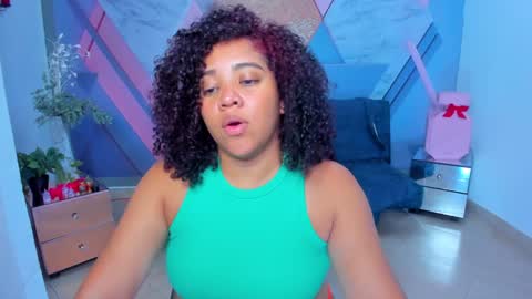 Snapshot of angelacoffee chatting on 19, 1, 2025 Angela online show from 19, 1, 2025