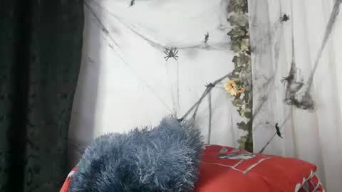 Snapshot of angelainparis28 chatting on 14, 10, 2025 ANGELA online show from 14, 10, 2025