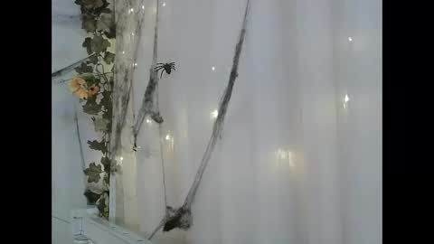 Snapshot of angelainparis28 chatting on 27, 10, 2025 ANGELA online show from 27, 10, 2025