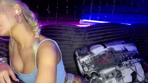 AngelaLaCherry online show from 17, 3, 2026