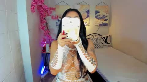 Snapshot of angelamorena chatting on 9, 9, 2025 angelamorena online show from 9, 9, 2025