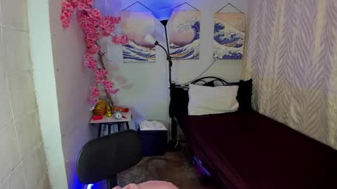 Snapshot of angelamorena chatting on 13, 10, 2025 angelamorena online show from 13, 10, 2025