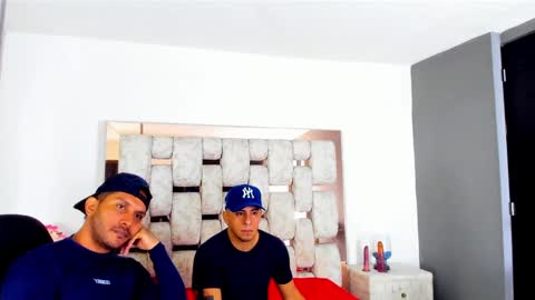 Angel And Cris online show from 15, 9, 2025