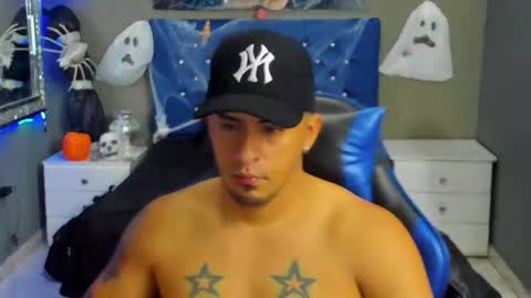 Angel And Cris online show from 27, 10, 2025