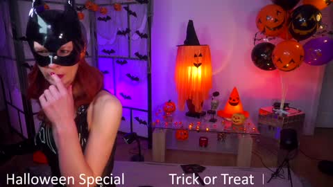 Snapshot of angelandfairieskink chatting on 26, 10, 2025 Aimi Selena  Daisy online show from 26, 10, 2025