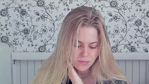 Snapshot of angelanty chatting on 14, 5, 2026 Darsi Anty online show from 14, 5, 2026
