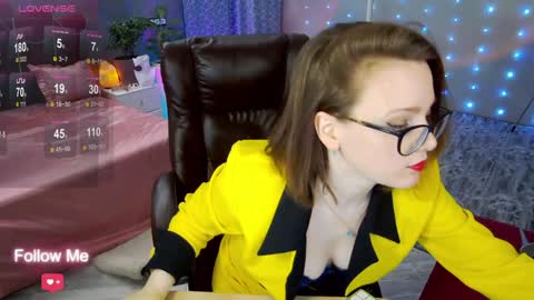 Angela online show from 8, 1, 2025