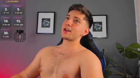 Snapshot of angelbell19 chatting on 24, 12, 2024 angelbell19 online show from 24, 12, 2024