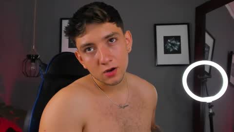 Snapshot of angelbell19 chatting on 12, 3, 2025 angelbell19 online show from 12, 3, 2025