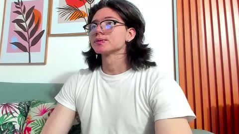 Angel Bennet online show from 9, 12, 2024