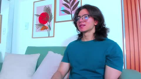 Angel Bennet online show from 31, 1, 2025