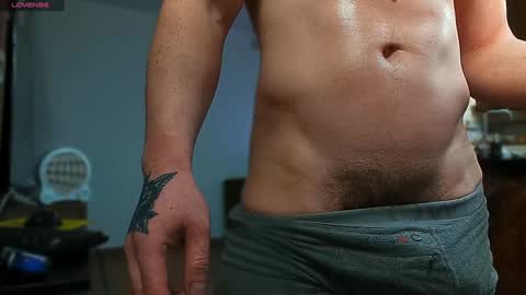 Snapshot of angelcabezaz chatting on 8, 1, 2025 NGEL. online show from 8, 1, 2025
