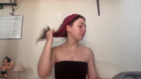 Snapshot of angelcak3s chatting on 22, 2, 2025 venellope888 online show from 22, 2, 2025