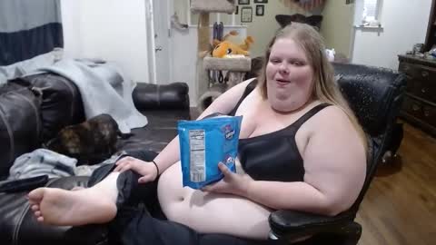 Angelduster521 online show from 8, 4, 2026