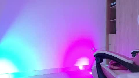 Valentina online show from 5, 3, 2026