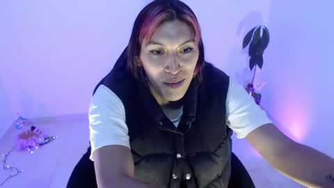 Snapshot of angele_johnson chatting on 26, 9, 2025 angele online show from 26, 9, 2025