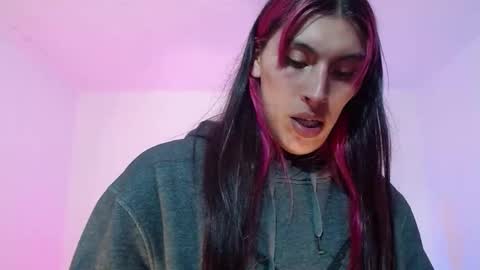 Snapshot of angele_johnson chatting on 2, 11, 2025 angele online show from 2, 11, 2025