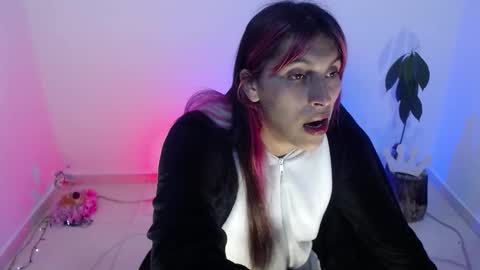 Snapshot of angele_johnson chatting on 7, 11, 2025 angele online show from 7, 11, 2025