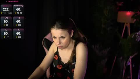 Snapshot of angeles_08 chatting on 14, 6, 2026 Angel online show from 14, 6, 2026