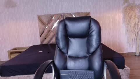 angel online show from 29, 4, 2026