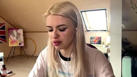 Snapshot of angelesgropper chatting on 14, 4, 2026 Lena online show from 14, 4, 2026