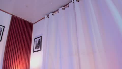 Snapshot of angeli_sexi chatting on 17, 6, 2026 Carolina online show from 17, 6, 2026