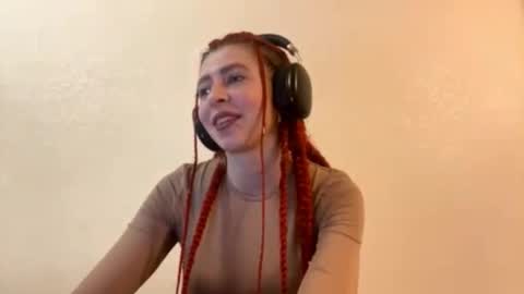 Snapshot of angeliaburkhammer chatting on 23, 9, 2025 Elina online show from 23, 9, 2025