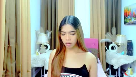 MISS PAU online show from 1, 11, 2025