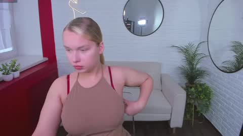 Angelic beauty online show from 24, 4, 2026