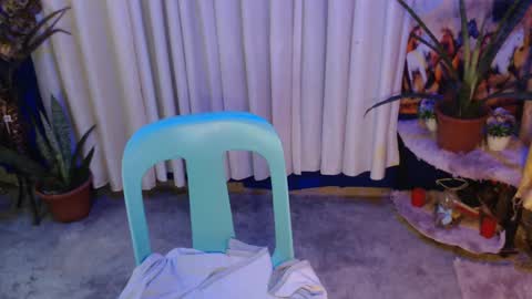Snapshot of angelic_face_808 chatting on 4, 1, 2025 DIVINE ANGEL online show from 4, 1, 2025